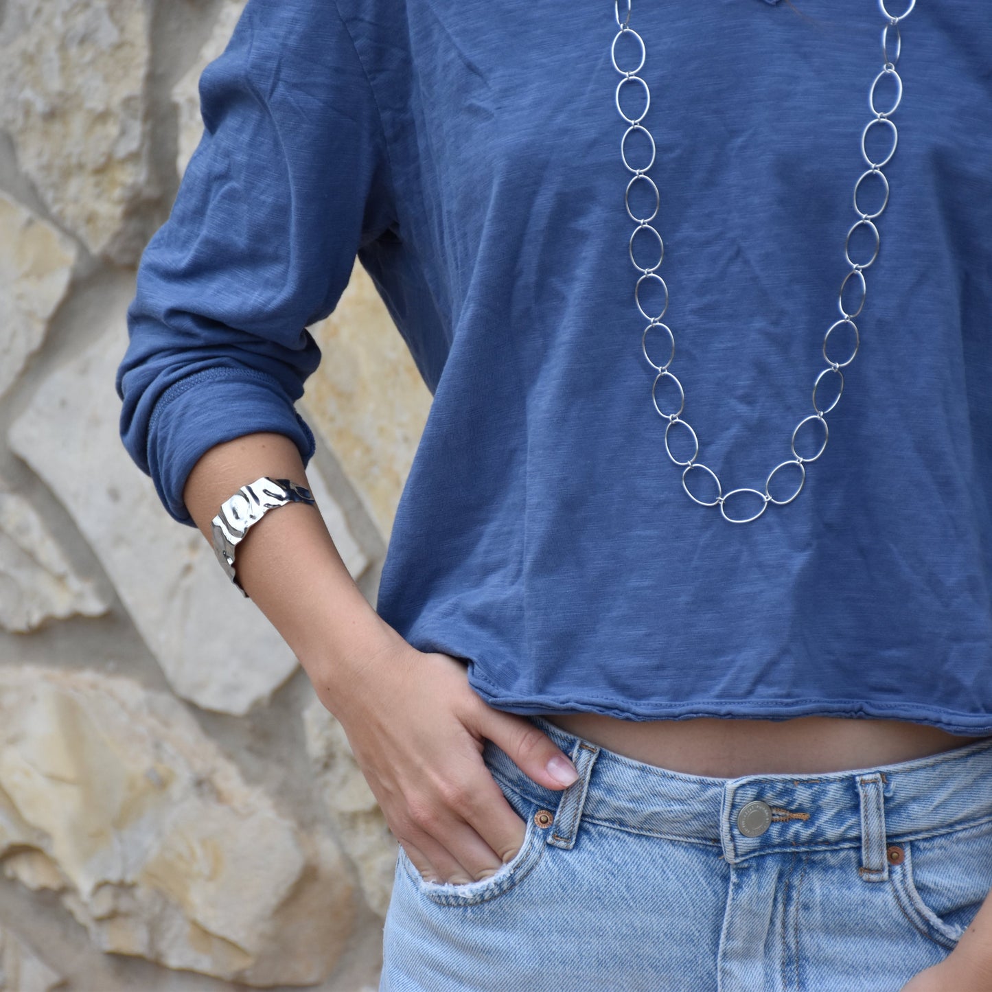 Brazalete "Mafalda" Plateado Ajustable de Acero Inoxidable