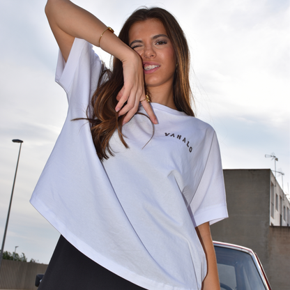 Camiseta Blanca Manga Corta Oversize "The Far West"